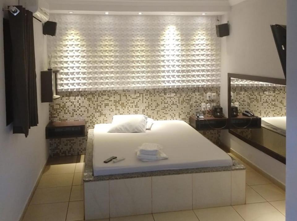 Motel Copacabana Рибейран-Прету Экстерьер фото
